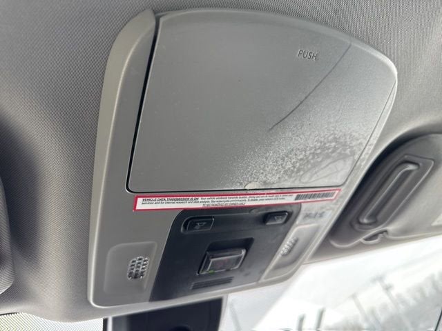 2023 Toyota Camry SE Auto