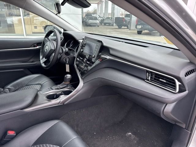 2023 Toyota Camry SE Auto