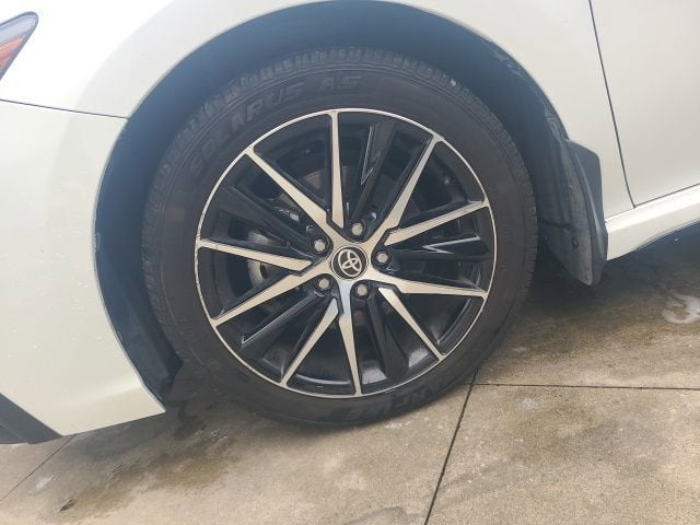 2024 Toyota Camry SE Auto