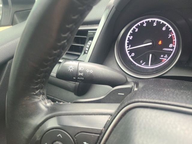 2024 Toyota Camry SE Auto