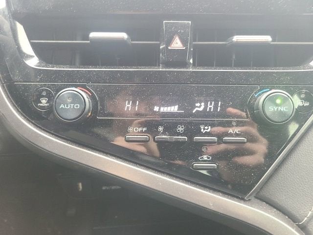 2024 Toyota Camry SE Auto