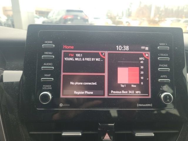 2024 Toyota Camry SE Auto