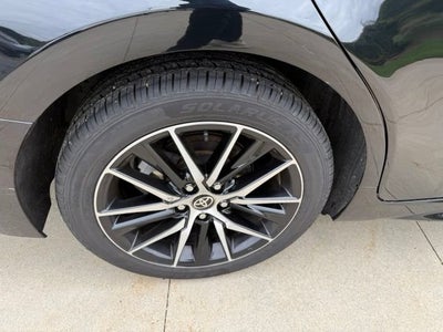 2024 Toyota Camry SE Auto