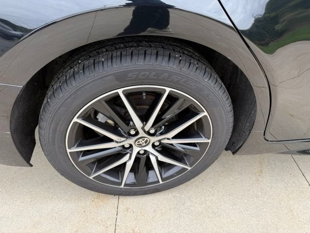 2024 Toyota Camry SE Auto