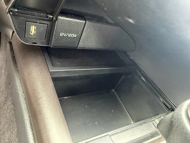 2024 Toyota Camry SE Auto