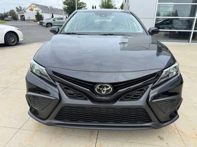 2024 Toyota Camry SE Auto