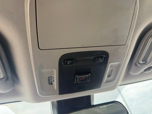 2024 Toyota Camry SE Auto