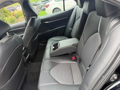 2024 Toyota Camry SE Auto