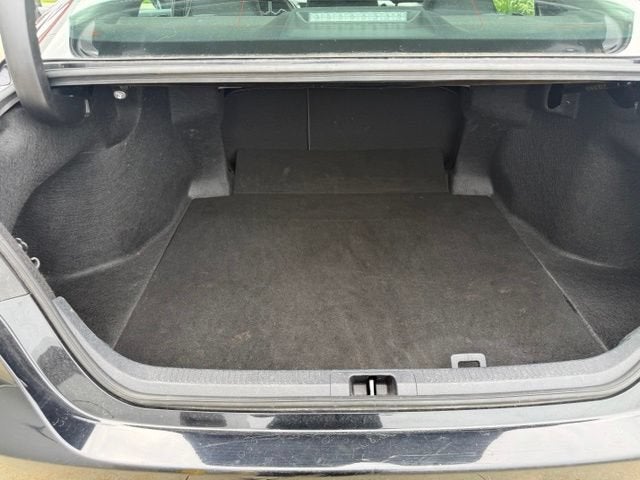 2024 Toyota Camry SE Auto