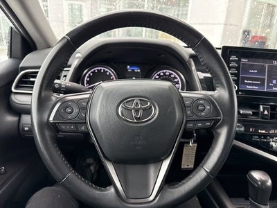 2024 Toyota Camry SE Auto
