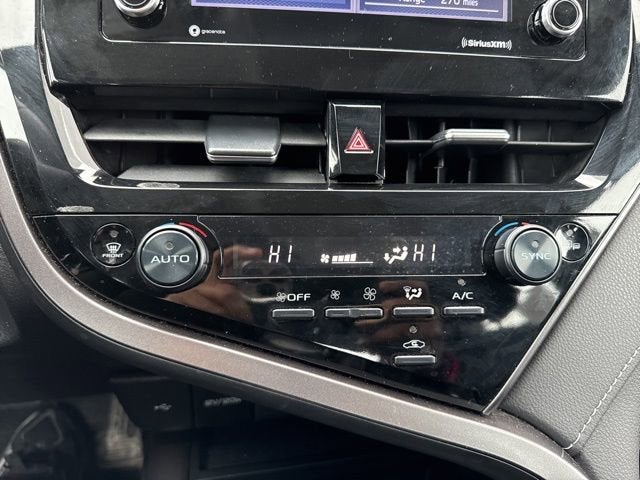 2024 Toyota Camry SE Auto