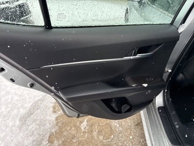 2024 Toyota Camry SE Auto