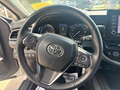 2024 Toyota Camry SE Auto