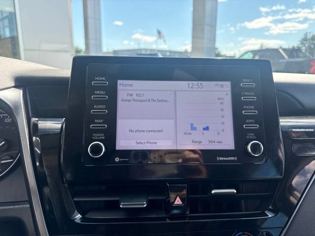 2024 Toyota Camry SE Auto