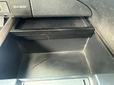 2024 Toyota Camry SE Auto