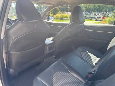2024 Toyota Camry SE Auto
