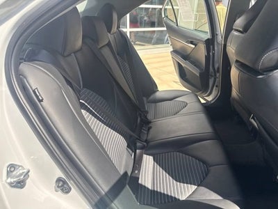 2024 Toyota Camry SE Auto