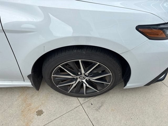 2024 Toyota Camry SE Auto
