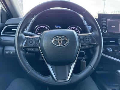 2023 Toyota Camry SE Auto