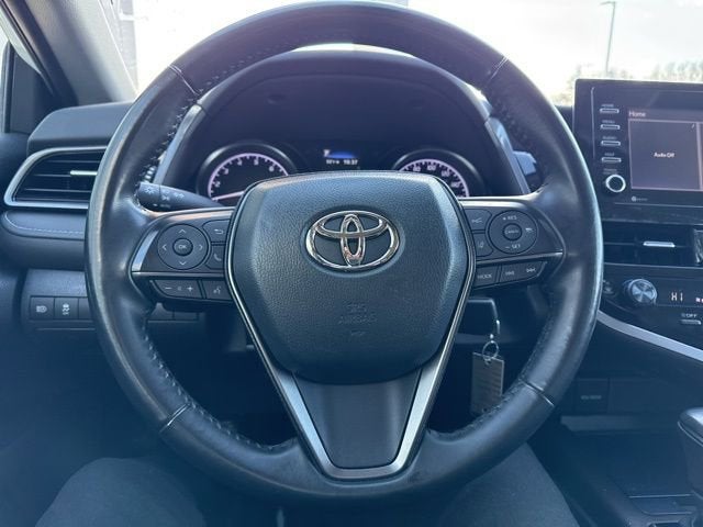 2023 Toyota Camry SE Auto