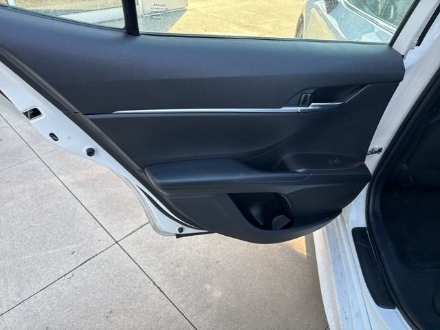 2023 Toyota Camry SE Auto