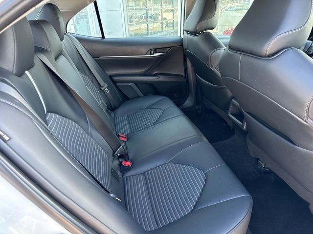 2023 Toyota Camry SE Auto