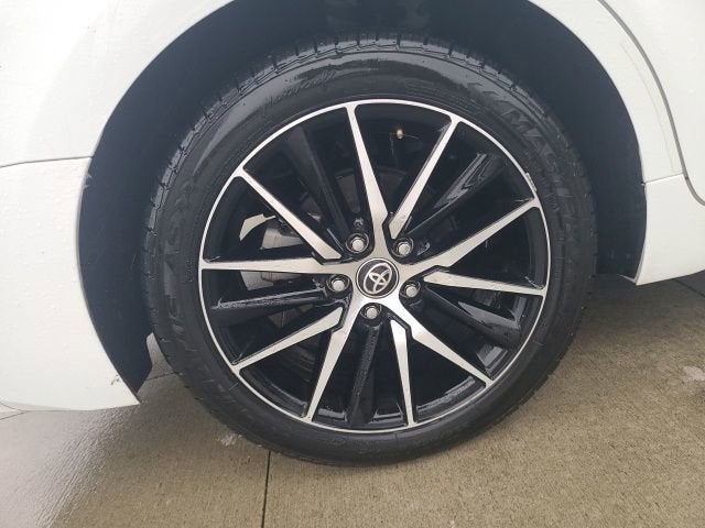 2024 Toyota Camry SE Auto