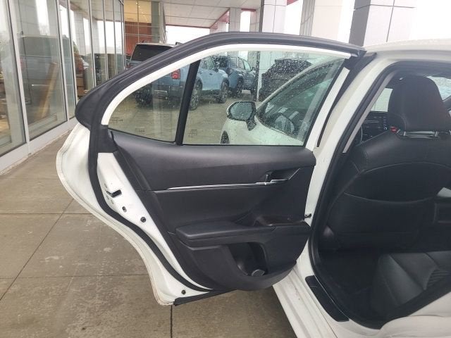 2024 Toyota Camry SE Auto