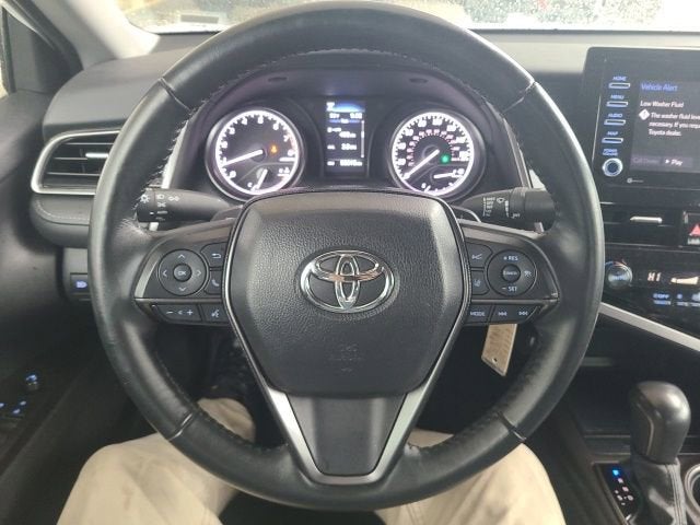2024 Toyota Camry SE Auto