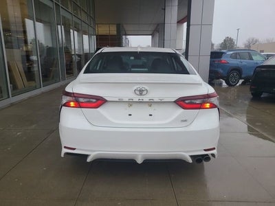 2024 Toyota Camry SE Auto