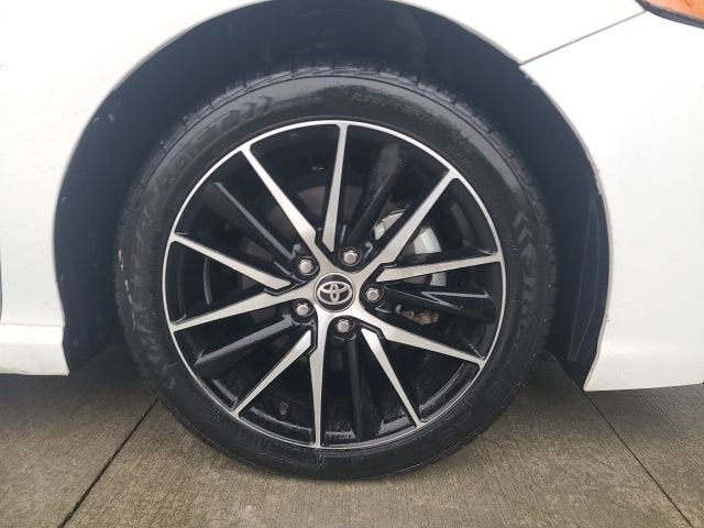 2024 Toyota Camry SE Auto