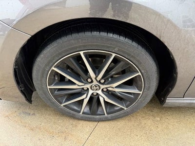 2022 Toyota Camry SE Auto