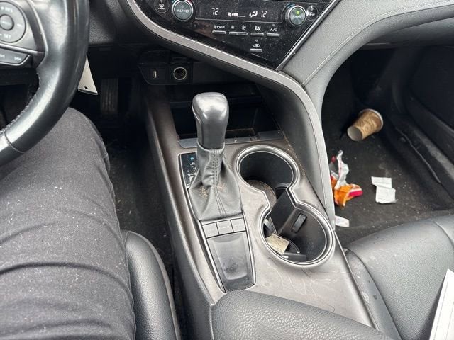 2022 Toyota Camry SE Auto