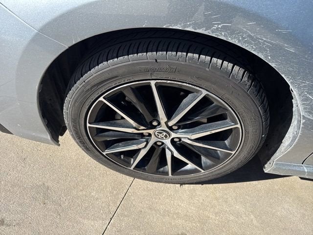 2023 Toyota Camry SE Auto