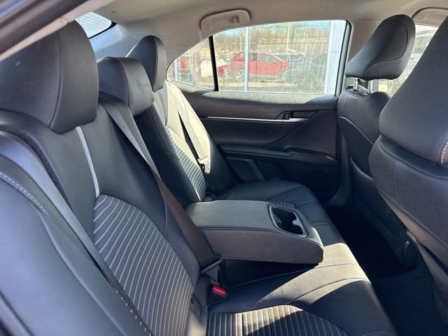 2023 Toyota Camry SE Auto