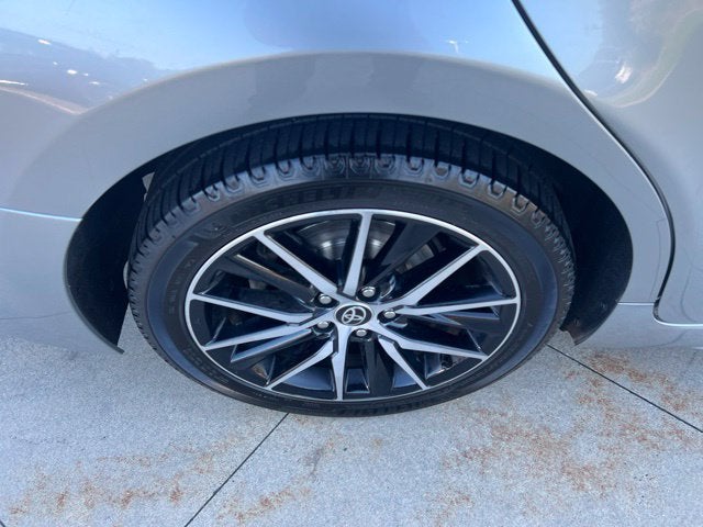 2022 Toyota Camry Hybrid Base