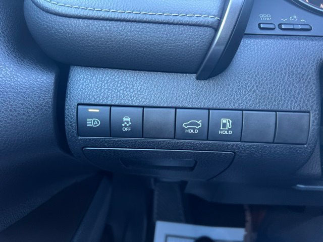 2022 Toyota Camry Hybrid Base
