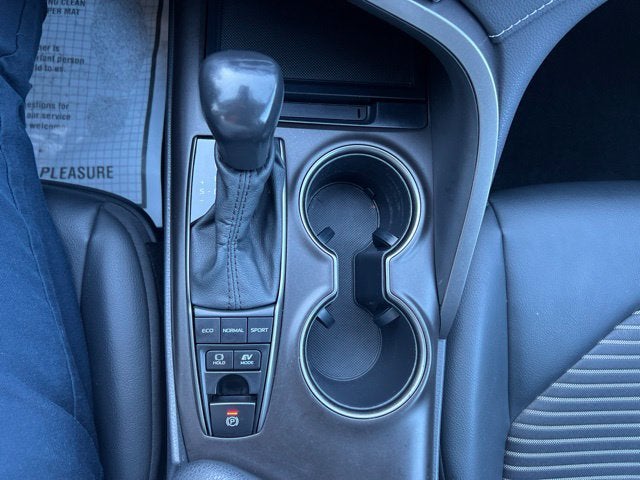 2022 Toyota Camry Hybrid Base