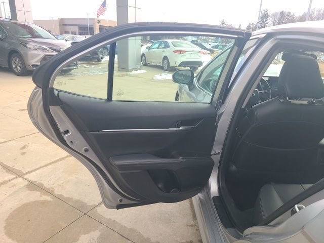 2021 Toyota Camry XSE Auto