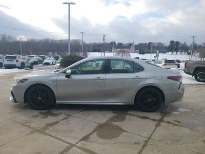 2021 Toyota Camry XSE Auto