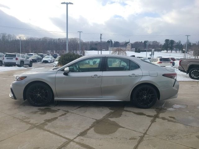 2021 Toyota Camry XSE Auto