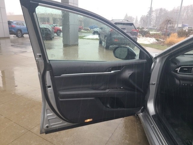 2024 Toyota Camry XSE Auto