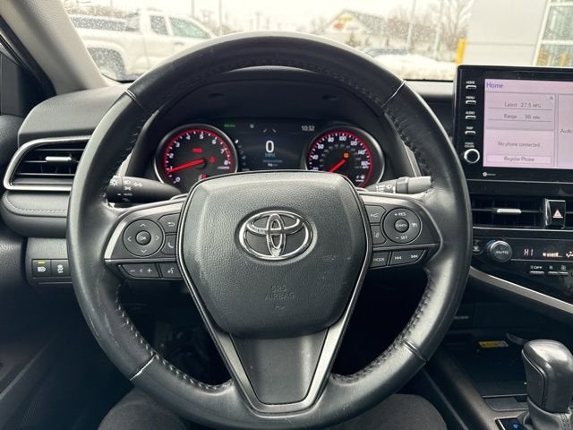2023 Toyota Camry XSE Auto