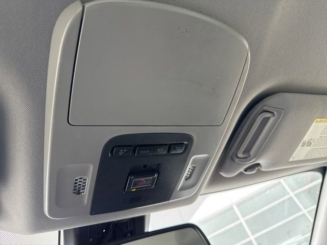 2023 Toyota Camry XSE Auto