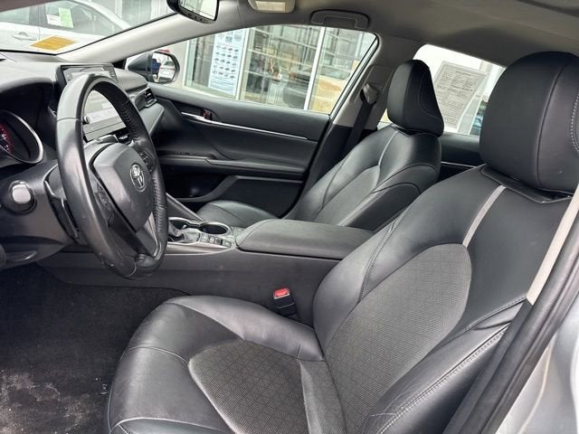 2023 Toyota Camry XSE Auto