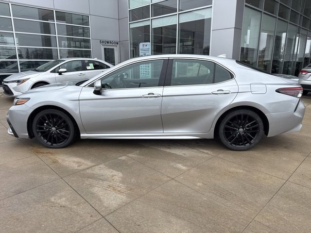 2023 Toyota Camry XSE Auto