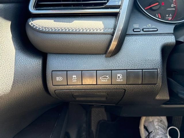 2023 Toyota Camry XSE Auto