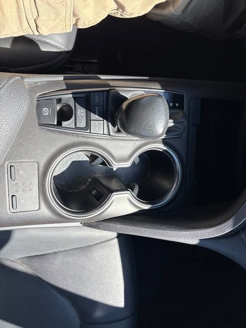 2023 Toyota Camry XSE Auto