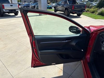2023 Toyota Camry XSE Auto