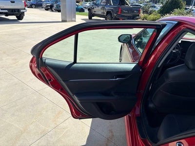 2023 Toyota Camry XSE Auto